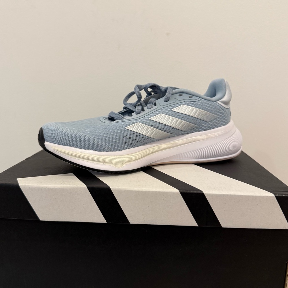❌SOLD❌NIB! Adidas Response Super Sneakers - Women Size 7.5